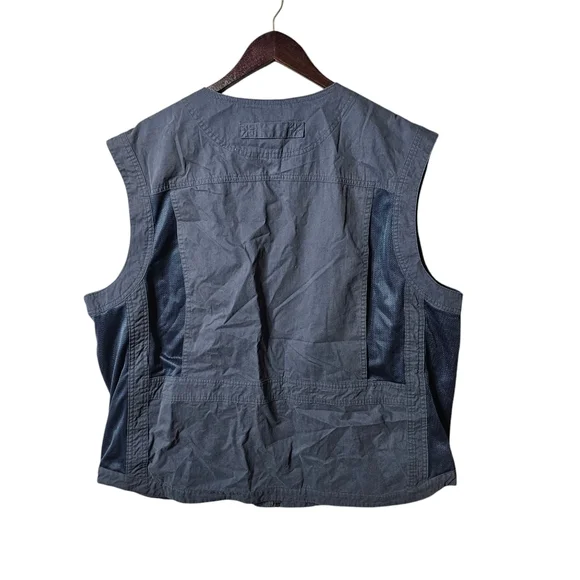 Duluth Trading Co. Vest - Durable and Functional Outdoor Gear - Picture 4 of 5
